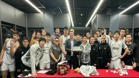 比利时杯风云再起：沙勒罗瓦能否逆袭挑战联赛霸主？